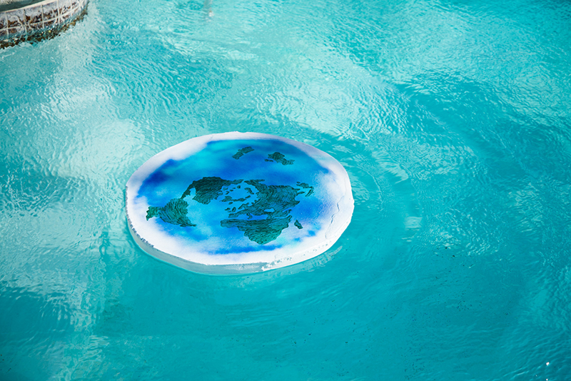 Adrian Pijoan, Flat Earth Pool Float